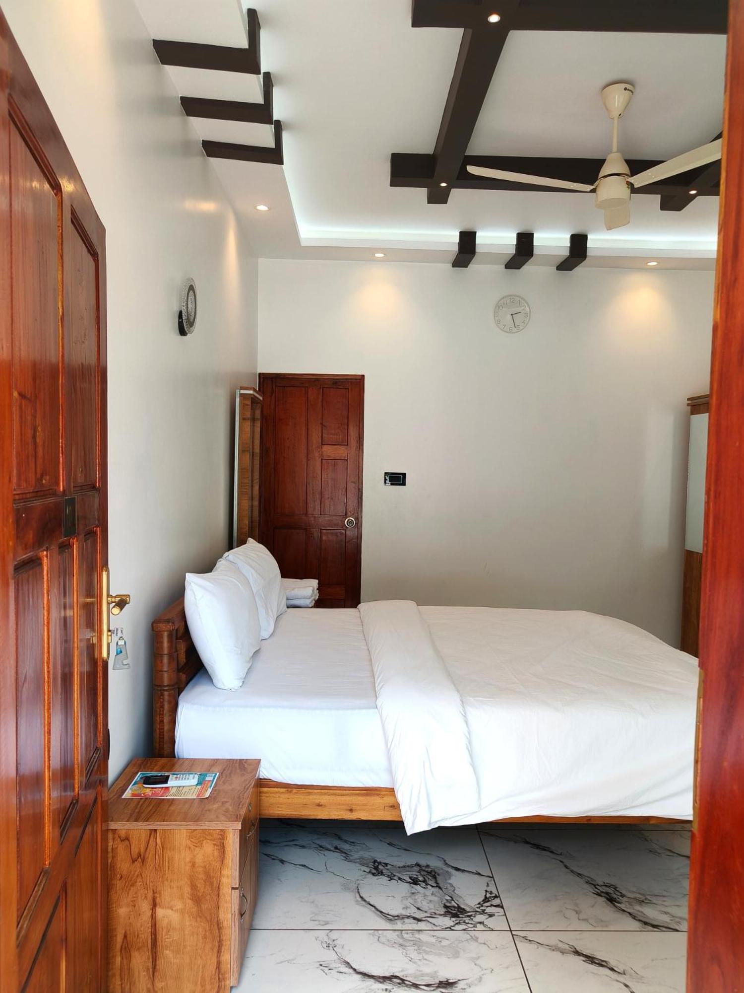 ורקלה Wavealokam Beach Retreat מראה חיצוני תמונה